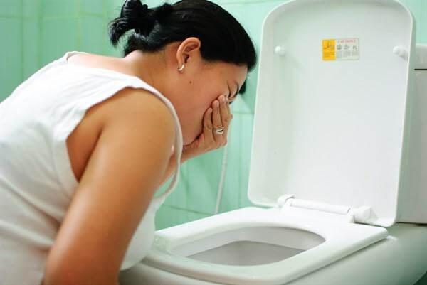 rvoty-zhelchyu_600x401-8757484